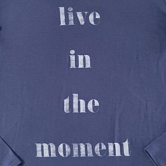 Express Women's Blue Crewneck Graphic Live in the Moment Long Sleeve Top - Picture 8 of 10
